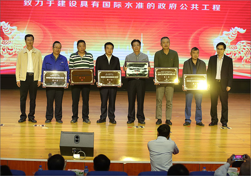 安全质量第一名——深圳公司莲塘口岸项目斩获深圳市建筑工务署2016年度安全、质量两个第一名