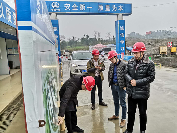 背景.jpg