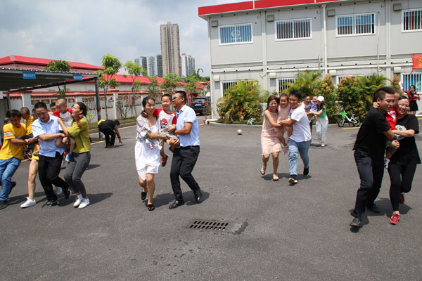 “幸福在赤沙萌芽 花朵在盛夏绽放 ”六一节日快乐！