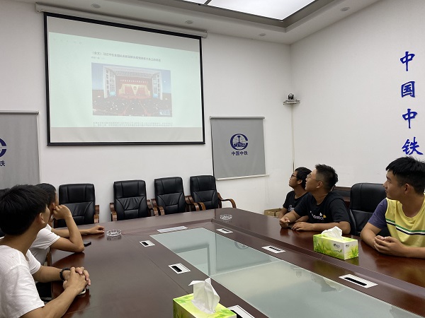 南沙大岗项目组织动员团员青年学习习总书记在全国抗击新冠肺炎疫情表彰大会上的讲话