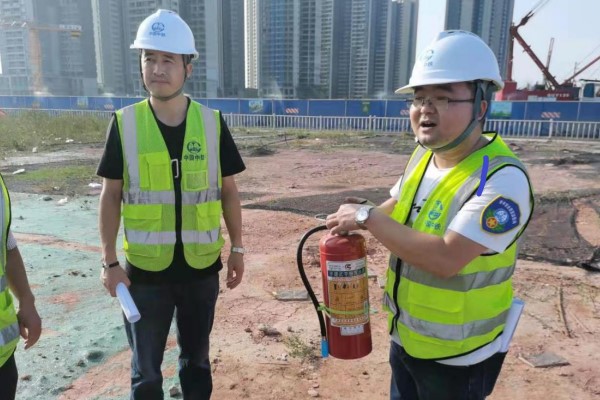 年关前，青年安质岗、群安员严把“安全关”——广州地铁七号线机电项目团支部 举行消防应急演练活动