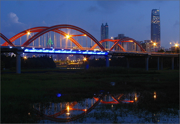 深圳彩虹桥