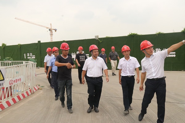 深圳公司总经理钟正君到南沙大岗片区项目部检查指导工作